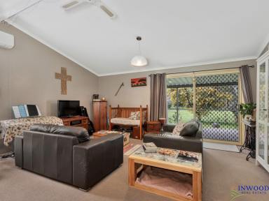 House For Sale - SA - Eden Valley - 5235 - Turn-key, quality country home with stunning country views. Large block with established gardens located in wonderful Eden Valley.  (Image 2)
