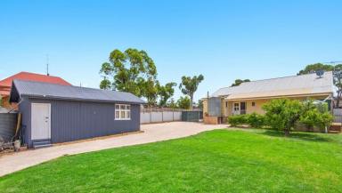 House For Sale - SA - Mannum - 5238 - Affordable home on an extra large parcel of land (2649 m2).  Scope to develop (STCC) or refresh inside and enjoy. Two large sheds.  (Image 2)