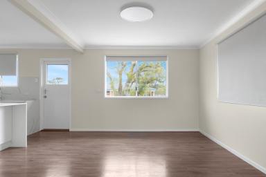 House For Lease - QLD - Rangeville - 4350 - Spacious Dual-Living Family Home in Sought-After Rangeville Location  (Image 2)