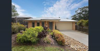 House Leased - VIC - Drouin - 3818 - Three Bedroom Family Home (Image 2)