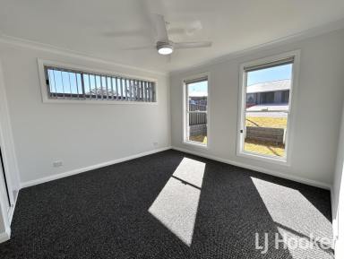 Duplex/Semi-detached For Lease - NSW - Inverell - 2360 - Modern, Spacious and Brand New!  (Image 2)