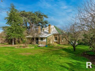 House For Sale - TAS - Hamilton - 7140 - Charming 1858 sandstone home on a spacious, picturesque block  (Image 2)