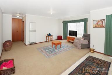 Townhouse For Sale - VIC - Horsham - 3400 - Incredible Investment Oppourtunity  (Image 2)