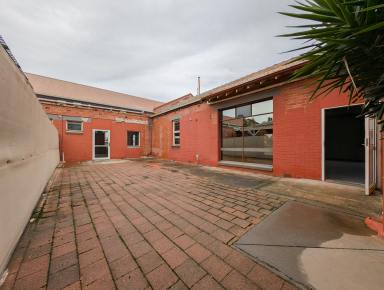 Retail For Lease - VIC - Kerang - 3579 - For Lease – Landmark Former Hotel, Kerang (circa 1928)  (Image 2)