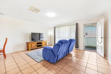 House For Sale - NSW - Tamworth - 2340 - LOW MAINTENANCE VILLA IN PRIME EAST TAMWORTH  (Image 2)