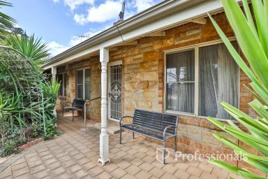 House For Sale - VIC - Mildura - 3500 - Great Location with Beautiful Gardens  (Image 2)