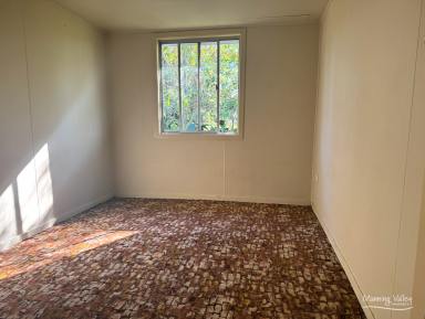 House For Lease - NSW - Taree South - 2430 - 2 Bedroom Country Cottage  (Image 2)