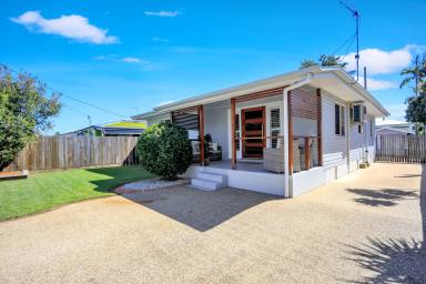 House For Sale - QLD - Norville - 4670 - NEAT & TIDY 3 BEDROOM HOME IN THE SOUGHT-AFTER SUBURB OF NORVILLE!  (Image 2)