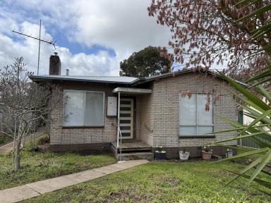 House Leased - VIC - Hamilton - 3300 - *Under Application* 3 Bedroom Home  (Image 2)
