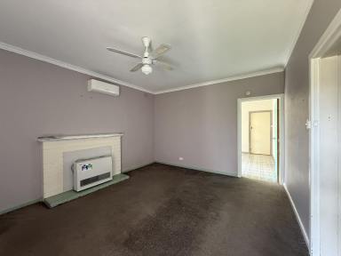 House For Lease - VIC - Hamilton - 3300 - 3 bedroom home  (Image 2)