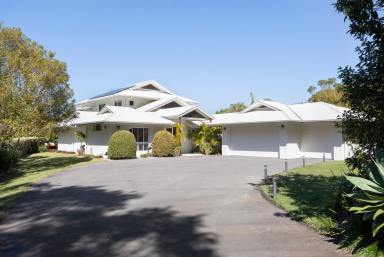 House For Sale - QLD - Tinbeerwah - 4563 - Spacious Family Retreat with Mt Coolum Views  (Image 2)