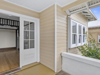 House For Sale - TAS - Oatlands - 7120 - In the Heart of Oatlands with Township Views  (Image 2)