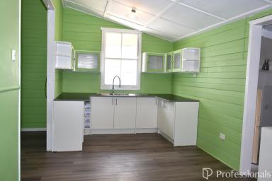 House For Sale - QLD - Mackay - 4740 - Charming Queenslander Close to the City with Huge Shed!  (Image 2)