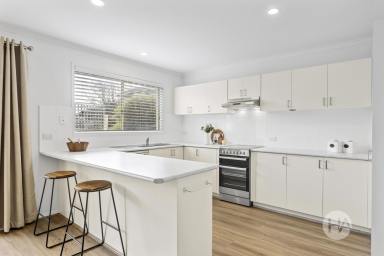 Unit For Sale - VIC - Mount Eliza - 3930 - Effortless Living in the Heart of the Village  (Image 2)