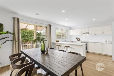 Unit For Sale - VIC - Mount Eliza - 3930 - Effortless Living in the Heart of the Village  (Image 2)