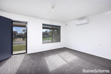 House For Lease - NSW - Tolland - 2650 - FRESHLY UPDATED FAMILY HOME  (Image 2)