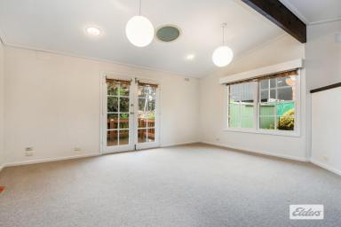 House For Lease - VIC - Kennington - 3550 - Architectural Design, Premier Location, Gardener Included  (Image 2)