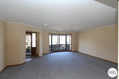 House Leased - VIC - Delacombe - 3356 - 4 BEDROOM FAMILY HOME IN QUIET DELACOMBE LOCATION.....  (Image 2)
