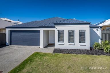 House For Sale - WA - Jindalee - 6036 - Idyllic Coastal Family Living  (Image 2)