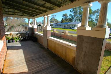 House For Sale - NSW - Werris Creek - 2341 - CLASSIC AUSTRALIAN BUNGALOW  (Image 2)