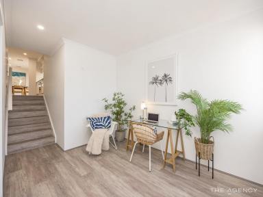 Townhouse For Sale - WA - Heathridge - 6027 - Stylish, Modern & Perfectly Positioned  (Image 2)