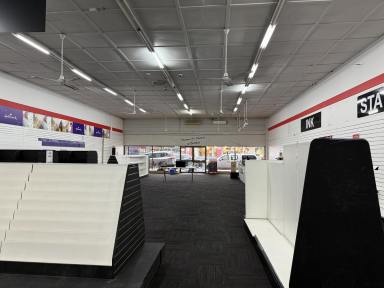 Retail For Lease - VIC - Hamilton - 3300 - Large retail space  (Image 2)