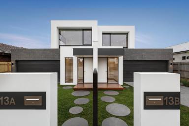 Townhouse For Lease - VIC - Mordialloc - 3195 - MODERN | BEACHSIDE LIFESTYLE | CONTEMPORARY STYLE  (Image 2)