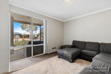 House For Sale - WA - South Yunderup - 6208 - Stylish Street Appeal & Family-Focused Living  (Image 2)