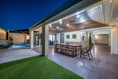 House For Sale - WA - Iluka - 6028 - THE PERFECT BLEND OF FAMILY AND FUN!  (Image 2)