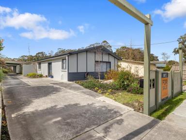 Unit For Sale - VIC - Foster - 3960 - Light filled low maintenance living in the heart of town  (Image 2)