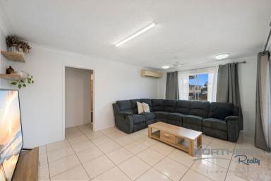 House For Lease - QLD - Wulguru - 4811 - Spacious Home Offering Comfort & Convenience  (Image 2)