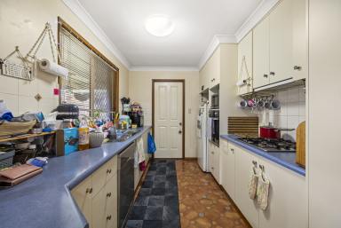 House For Sale - QLD - Glenvale - 4350 - Family Comfort in a Glenvale cul-de-sac  (Image 2)
