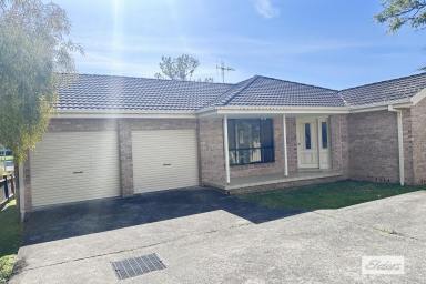 House For Lease - NSW - Taree - 2430 - Brick and tile a/c 2 blocks from hospital  (Image 2)