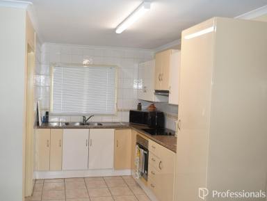 Unit For Sale - QLD - Mackay - 4740 - Great Investment!  (Image 2)