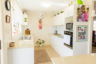 Acreage/Semi-rural Sold - NSW - Inverell - 2360 - Modern Family Home on Acreage (Image 2)