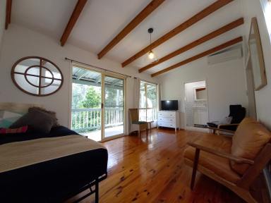 Townhouse For Lease - QLD - Doonan - 4562 - Partly furnished two story cottage -  3 Months Lease  (Image 2)