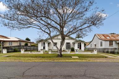 House For Sale - QLD - Bundaberg South - 4670 - Prime Duplex Investment Opportunity in Central Bundaberg South!  (Image 2)