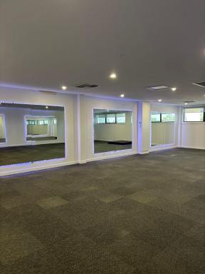Retail For Lease - VIC - Mildura - 3500 - Versatile Inner-City Space for Lease – Ideal for Dance, Yoga, or Creative Studios  (Image 2)
