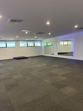 Retail For Lease - VIC - Mildura - 3500 - Versatile Inner-City Space for Lease – Ideal for Dance, Yoga, or Creative Studios  (Image 2)