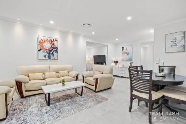 House For Sale - WA - Caversham - 6055 - 2023 Built Blue Print Home  (Image 2)