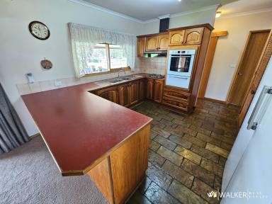 House For Sale - VIC - Lancaster - 3620 - Spacious Country Lifestyle with Shedding Galore  (Image 2)