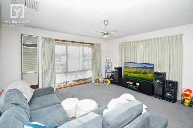 Townhouse For Sale - VIC - Shepparton - 3630 - 'A GREAT PLACE TO INVEST"  (Image 2)