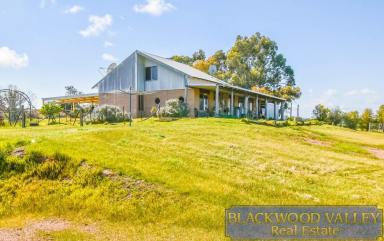House For Sale - WA - Boyup Brook - 6244 - LIVE THE DREAM  (Image 2)