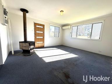 House For Sale - NSW - Ashford - 2361 - Affordable Village Living  (Image 2)