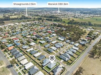 House For Sale - QLD - Warwick - 4370 - Modern 4 bedroom brick home built in 2022  (Image 2)