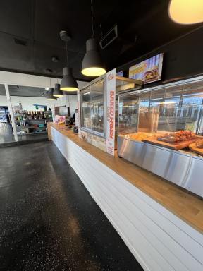 Retail For Sale - WA - Kalgoorlie - 6430 - Fully Tenanted - 13% Rental Yield / Net income $51,324pa + GST + Outgoings  (Image 2)