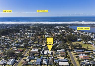 Villa For Sale - NSW - Shoalhaven Heads - 2535 - ~ Brand New & Move In Ready ~  (Image 2)