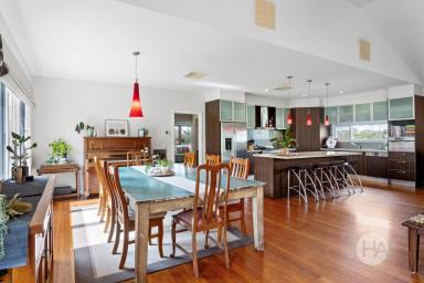 House For Sale - VIC - Mount Eliza - 3930 - Escape to a Lifestyle of Comfort, Space and Serenity  (Image 2)
