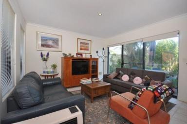 House For Lease - WA - North Perth - 6006 - Spacious and light filled home close to all amenities  (Image 2)
