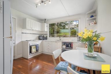 House For Sale - NSW - Dorrigo - 2453 - Cute Character Cottage  (Image 2)